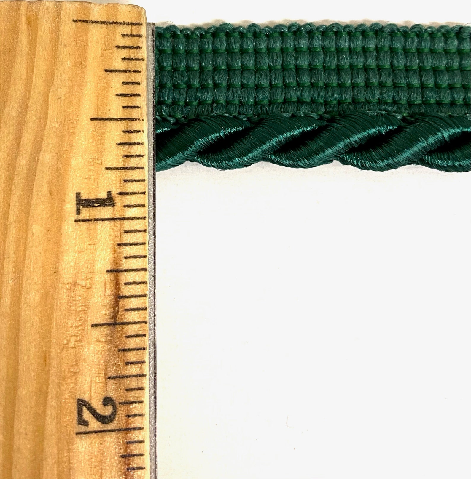 Large Twisted Cord Piping Trim - 3/4 Inch With Lip, 6 Yards Antique Gold For Crafts & Decor