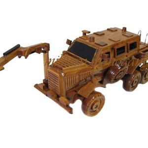 Buffalo MRAP 6x6 IED Armored Vehicle Force Protection General Dynamics Army Marine EOD Wood Wooden Military Mahogany Model image 5