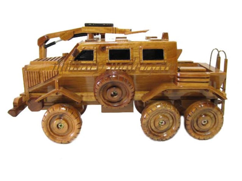 Buffalo MRAP 6x6 IED Armored Vehicle Force Protection General Dynamics Army Marine EOD Wood Wooden Military Mahogany Model image 2