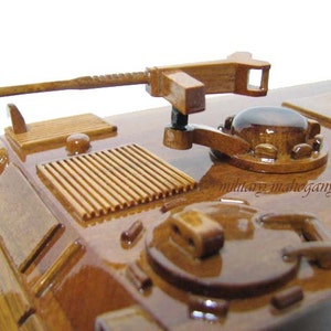 M113 APC FMC Armored Personnel Carrier Army Marine Military Mahogany Wood Wooden Model image 4