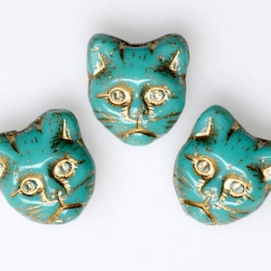11mm Cat Bead with Vertical Hole - Czech Glass Cat Beads - Cat&#39;s Head Bead - Turquoise with Gold Detail - Qty 10
