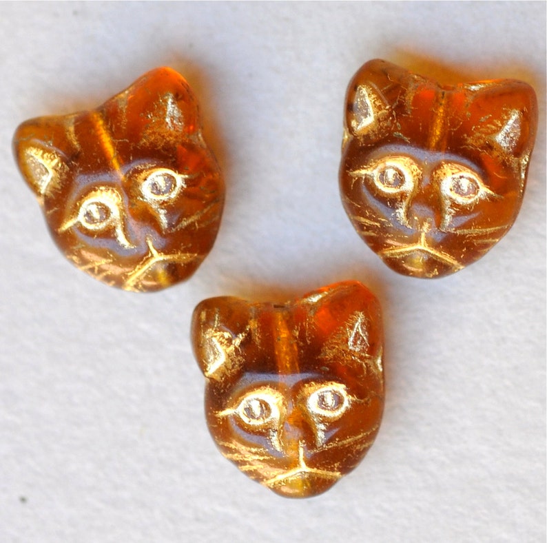 11mm Cat Bead Czech Glass Cat Beads Cat's Head Bead Various Colors Vertical or Horizontal Hole Qty 10 Amber Gold