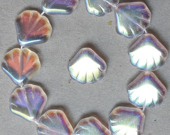 NEW COLORS * 14mm Scallop Shell Bead - Czech Glass Shell Beads - Various Colors - Qty 25