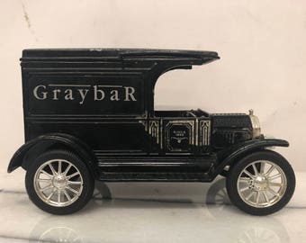 Vintage Replica GraybaR Ford 1917 Model T Van made by Erti (Limted Edition)