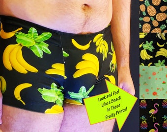 Men&#39;s Swim Trunks in Fruit Prints