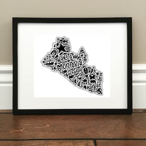 Liberia Map Kunstdruck - Unterschriebener 8.5 "x 11"" Druck von original handgezeichneter Landkarte mit Sehenswürdigkeiten, Symbolen und Städten."