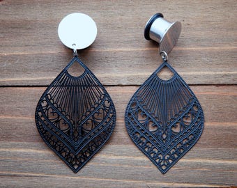 Black stamped metal lace dangle plug gauges earrings, 4g, 2g, 0g, 00g, 7/16, 1/2, 9/16, 5/8, 3/4