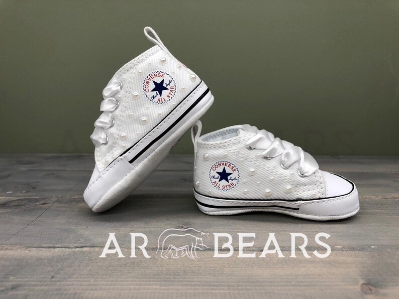 baby crib converse