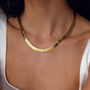 Gold Italian Herringbone Chain , Herringbone Necklace , 5mm Gold Chains , Snake Chain , Layering Chain , Gold Chain for Women , Gift for Her