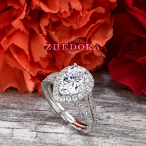 2.20 CT Pear Engagement Ring In 14K/18K White Gold, Split Shank Pear Engagement Ring, Moissanite Pear Cut Ring, Pear Engagement Ring Zhedora