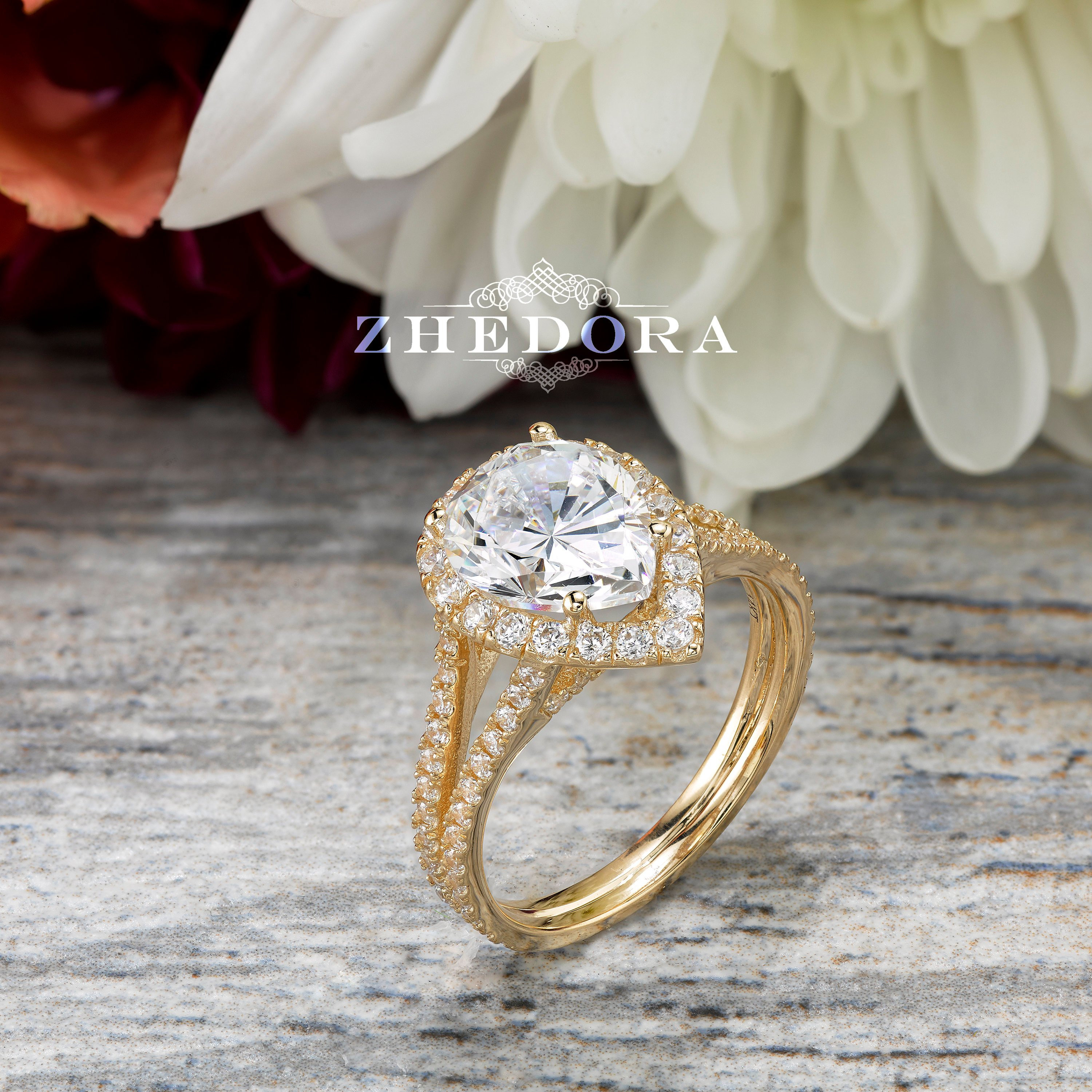 Yellow gold pear shaped ring sale