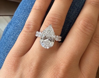 Pear Lab Diamond Ring , 5 CT Pear Engagement Ring  E VS1 ,  Certified IGI , Large Diamond , White Gold