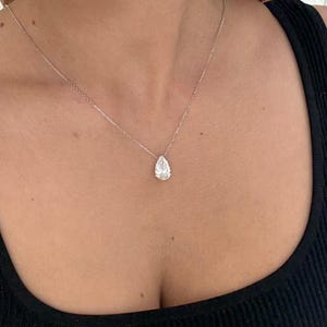 4 Carat Pear Cut Lab Grown Diamond Necklace – IGI Certified, Solitaire Pendant in 14K Gold , Pear Shape Lab Grown Diamond Necklace