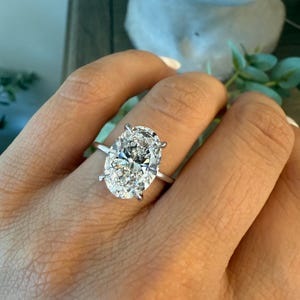 Lab Diamond Engagement Ring , 4.5 CT VS1/2 Oval Lab Grown Diamond Ring , Engagement Ring, Lab Diamond Ring , Solid Gold , Custom Ring