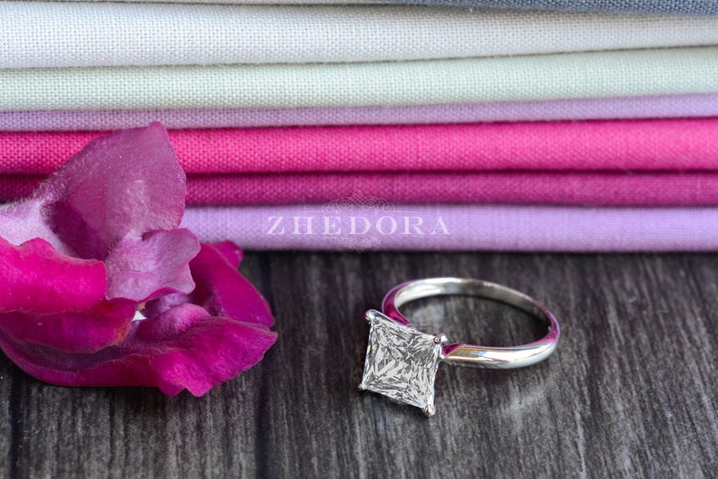 White Sapphire Solitaire 2.10 CT White Sapphire Princess Engagement Ring In 14k 18k White Gold Moissanite Platnium Engagement Ring