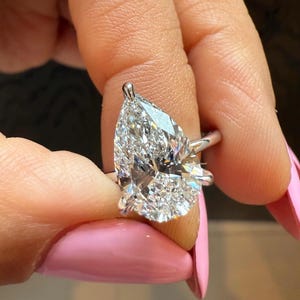 Lab Grown Diamond Ring  E VS1/2  , 3.25 CT Pear Lab Diamond  Engagement Ring , Certified IGI Diamond , Proposal Ring, Custom Diamond Ring