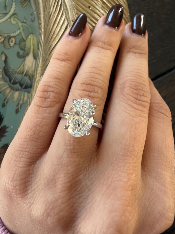 4 CT Oval LAB Diamond Engagement Ring , E VS1 Lab Grown Ring , 3mm Band