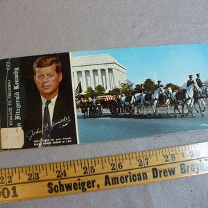 Cartões postais de John F. Kennedy, livreto comemorativo do funeral, lembranças do memorial JFK vintage não utilizadas dos anos 1960