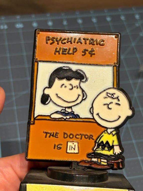 Vintage Snoopy Aviva Trophy: Psychiatric Help 5 Cents. Keep the