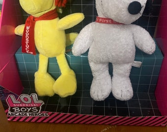 Lot The peanuts toys, plushes, snoopy plushes, dog plushes. My first Snoopy and Woodstock with scarf. See pictures for details. Sold as it’s