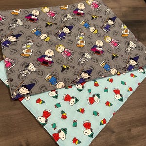 New reversible quilted handmade table runner, Christmas/ Halloween, Charlie Brown. Peanuts gang. Snoopy
