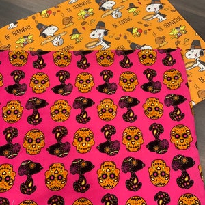 New REVERSIBLE table runner, Thanksgiving/ day of the dead. Peanuts/ Snoopy fabrics. Fall and winter fabrics.