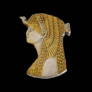 Coin Jewellery - Queen Cleopatra&#39;s Head Pharaoh Pyramids of Giza Egyptian Tomb Handmade Cut Coin Tie Tack/Lapel Badge Egyptian 5 Piastres