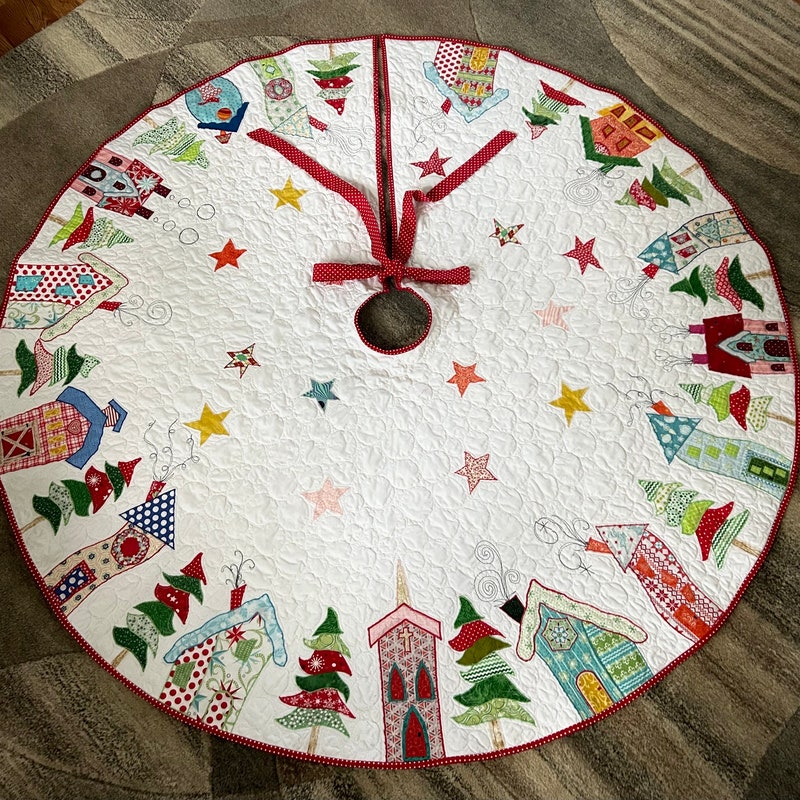 Woodland Whimsy Christmas Quilted Tree Skirt NCU0NNT2392