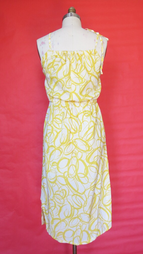 1960s Vintage Yellow & White Convertible Day Dress - image 4