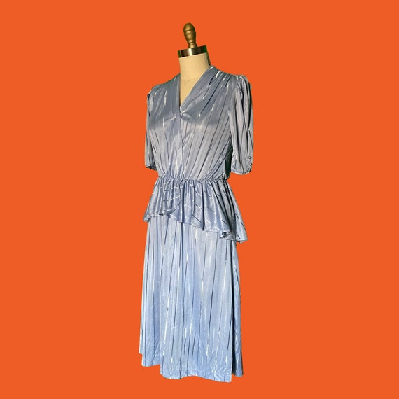 80's Metallic Stripe Periwinkle Peplum Party Dress - image 4