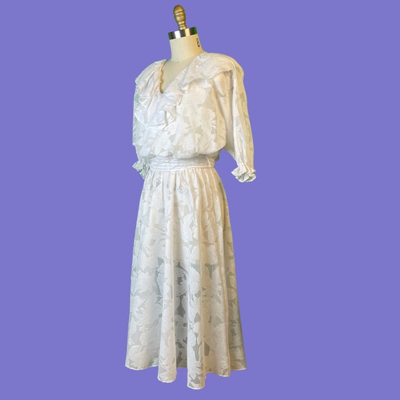 Vintage 80's Sheer White Floral Dress - image 2