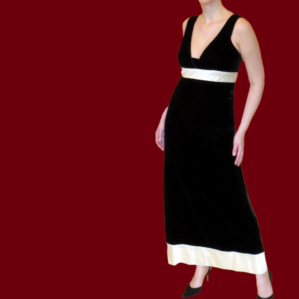 green emerald velvet dress 1970s Saks 5th Ave Red Chiffon Maxi  Shrimpton Couture