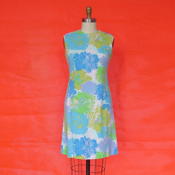 1960s Vintage Floral Print Shift Dress - image 5