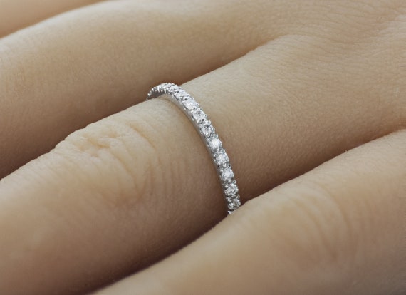 Platinum diamond eternity band discount