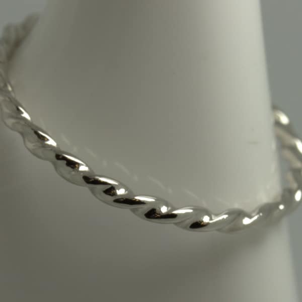 PLATINUM  950 1.3mm twisted wire halo ring / Wedding Band /wedding ring / eternity Ring  / anniversary / slim ring / thin ring hatton garden
