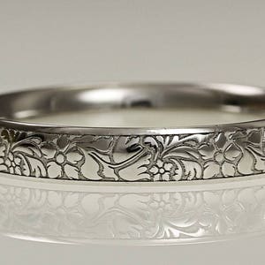 Anillo de bodas de platino de 3 mm con grabado floral para mujer, anillo de compromiso, regalo de cumpleaños, joyería Hatton Garden London.