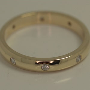 18ct yellow gold 7 stone diamond set wedding band / ring / 18ct yellow gold gold band / hatton garden / eternity ring / engagement