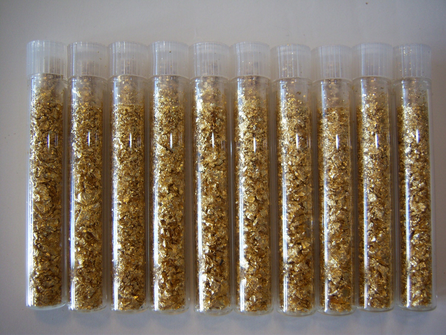 18 Large Bottles of Gold Leaf Flakes .. Lowest Price Online .. Fast  Shipping 