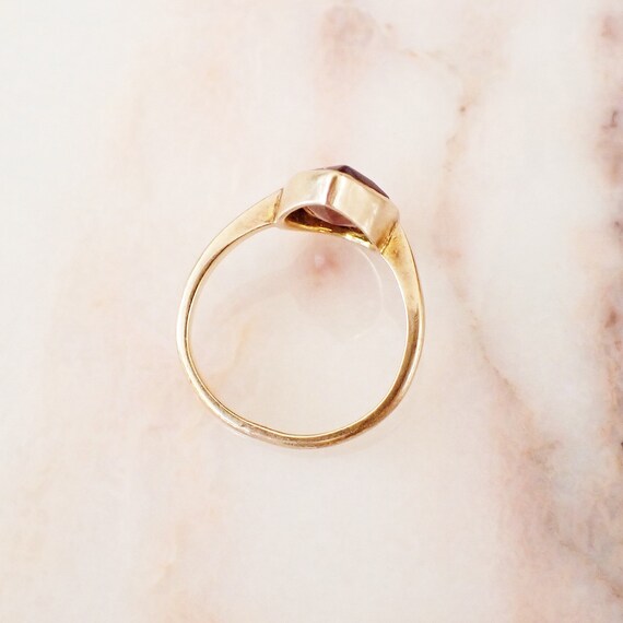 Antique Pear Garnet Ring | 9ct Gold - image 7