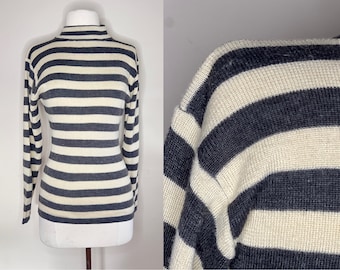 pull mod en maille rayée vintage des années 60 à col montant | Pull en laine mélangée douce et extensible des années 60 | Chemisier hippie bohème preppy