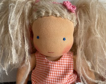 Flower hairband for dolls