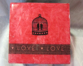 Red Lovebirds Box