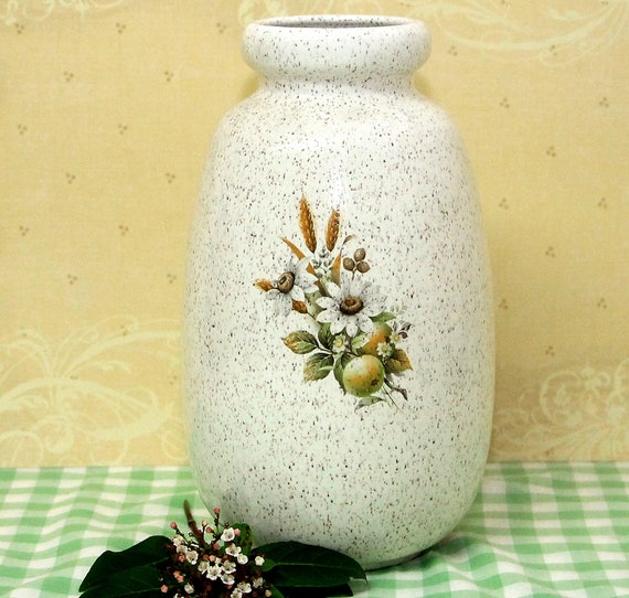 Vintage Blue Mountain Pottery Vase Bmp Country Charm Ceramic Etsy