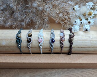 Infinityarmband, Edelsteinarmband, Perlenarmband, Armband mit Edelsteinperlen,
