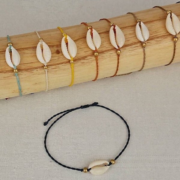 Shell bracelet or shell anklet with brass beads