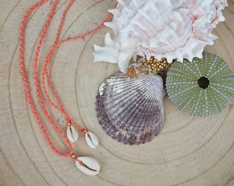 Shell necklace, choker, macrame necklace with cowrie shell in different colors!