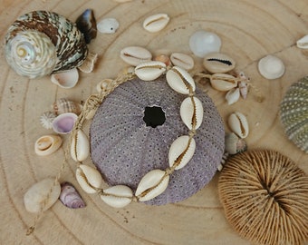 Shell bracelet, bracelet made of cowrie shells,