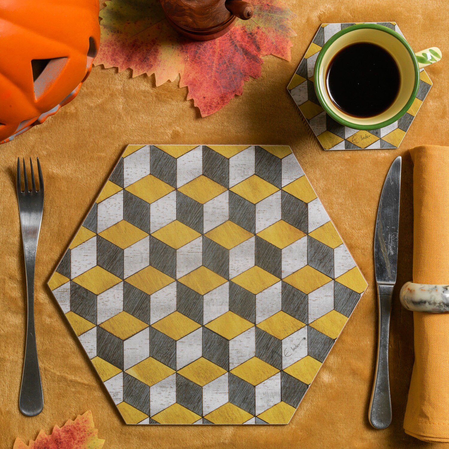 Mid-Century Modern Hexagonal Placemat: Mustard Yellow & Grey, Heat