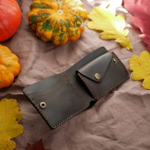 Cartera de cuero plegable, Cartera de cuero personalizada para hombre, Cartera marrón para hombre, Regalo para novio, Regalo de cuero para esposo imagen 2