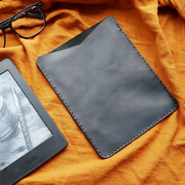 Leather case Kindle Paperwhite Voyage Oasis Kobo, leather Kindle sleeve, paperwhite 2021 case, Kindle slip case, gift for reader